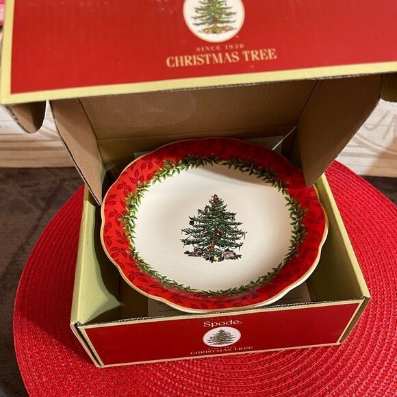 Spode Christmas Tree Annual Footed Candy Dish 2013 NWT - Picture 13 of 13